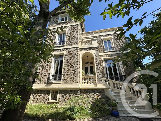 maison à vendre - 8 pièces - 180.12 m2 - ST MAUR DES FOSSES - 94 - ILE-DE-FRANCE - Century 21 Les Clés Du Parc