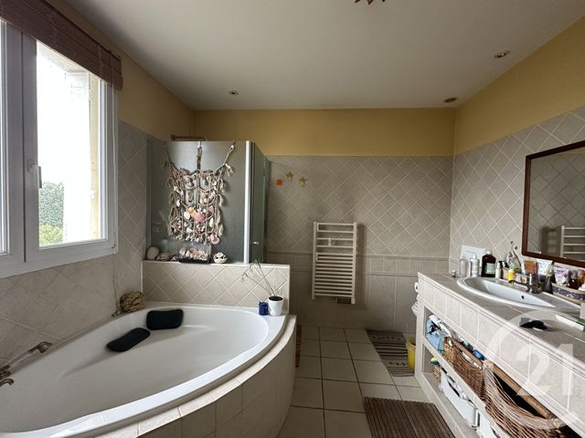 maison à vendre - 8 pièces - 180.12 m2 - ST MAUR DES FOSSES - 94 - ILE-DE-FRANCE - Century 21 Les Clés Du Parc
