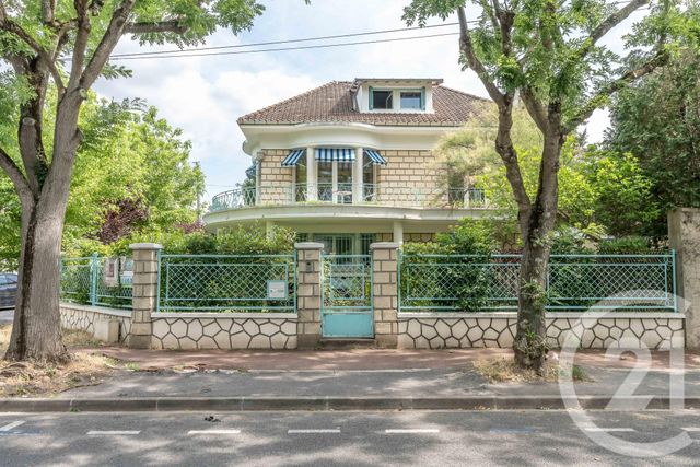maison à vendre - 8 pièces - 170.0 m2 - ST MAUR DES FOSSES - 94 - ILE-DE-FRANCE - Century 21 Les Clés Du Parc