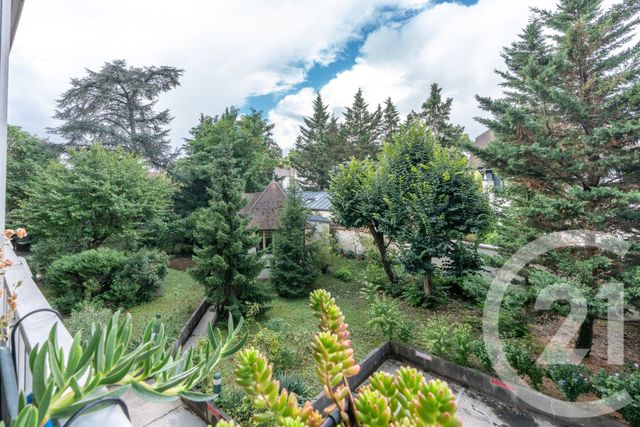 Afficher la photo en grand Appartement F3 à vendre - 3 pièces - 64.01 m2 - LA VARENNE ST HILAIRE - 94 - ILE-DE-FRANCE - Century 21 Les Clés Du Parc