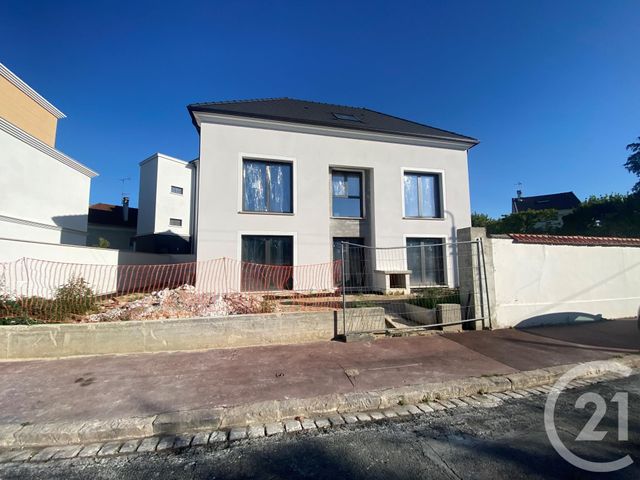 Maison à vendre ST MAUR DES FOSSES
