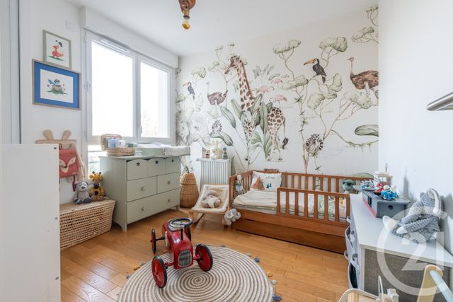 Afficher la photo en grand Appartement F3 à vendre - 3 pièces - 70.04 m2 - ST MAUR DES FOSSES - 94 - ILE-DE-FRANCE - Century 21 Les Clés Du Parc