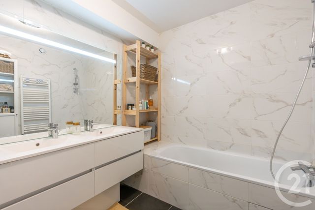 Afficher la photo en grand Appartement F3 à vendre - 3 pièces - 70.04 m2 - ST MAUR DES FOSSES - 94 - ILE-DE-FRANCE - Century 21 Les Clés Du Parc