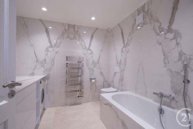 Appartement F6 à vendre - 6 pièces - 156.08 m2 - ST MAUR DES FOSSES - 94 - ILE-DE-FRANCE - Century 21 Les Clés Du Parc