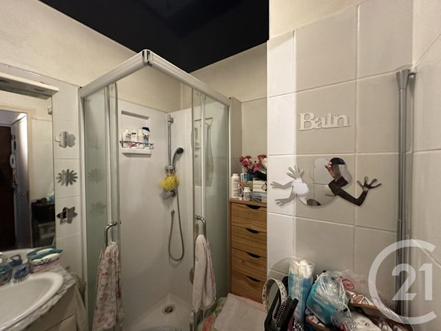 Appartement F1 à vendre - 1 pièce - 29.7 m2 - LA VARENNE ST HILAIRE - 94 - ILE-DE-FRANCE - Century 21 Les Clés Du Parc