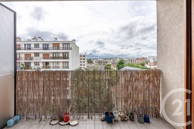 Appartement T3 à vendre - 3 pièces - 64.56 m2 - ST MAUR DES FOSSES - 94 - ILE-DE-FRANCE - Century 21 Les Clés Du Parc