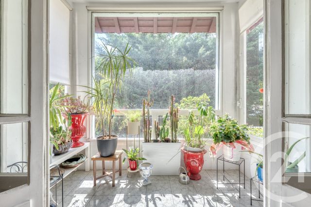 Afficher la photo en grand maison à vendre - 7 pièces - 180.0 m2 - LA VARENNE ST HILAIRE - 94 - ILE-DE-FRANCE - Century 21 Les Clés Du Parc