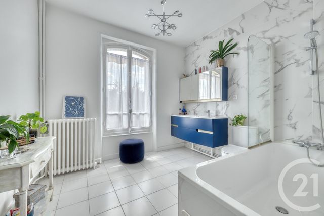 Afficher la photo en grand maison à vendre - 7 pièces - 180.0 m2 - LA VARENNE ST HILAIRE - 94 - ILE-DE-FRANCE - Century 21 Les Clés Du Parc