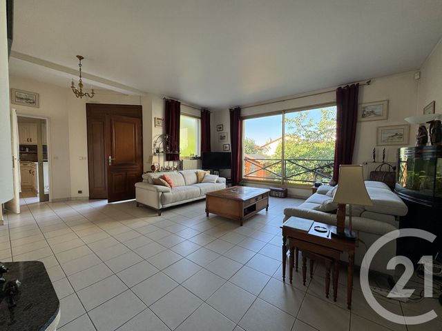 maison à vendre - 8 pièces - 171.18 m2 - LA VARENNE ST HILAIRE - 94 - ILE-DE-FRANCE - Century 21 Les Clés Du Parc