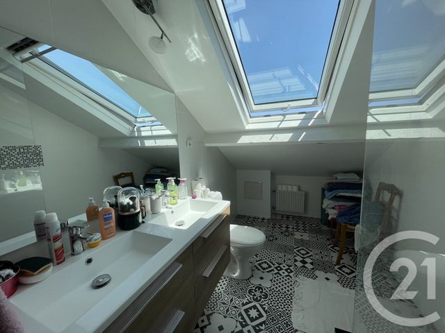 maison à vendre - 6 pièces - 207.0 m2 - LA VARENNE ST HILAIRE - 94 - ILE-DE-FRANCE - Century 21 Les Clés Du Parc