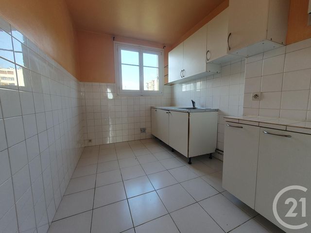 Afficher la photo en grand Appartement F4 à vendre - 4 pièces - 63.67 m2 - CHAMPIGNY SUR MARNE - 94 - ILE-DE-FRANCE - Century 21 Les Clés Du Parc