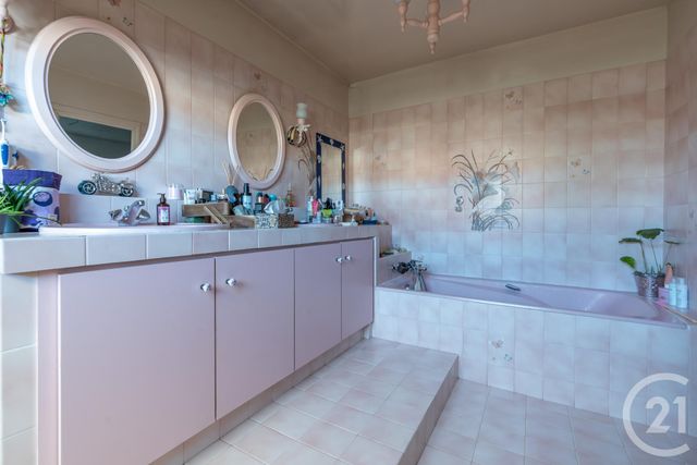 Afficher la photo en grand maison à vendre - 6 pièces - 161.38 m2 - ORMESSON SUR MARNE - 94 - ILE-DE-FRANCE - Century 21 Les Clés Du Parc