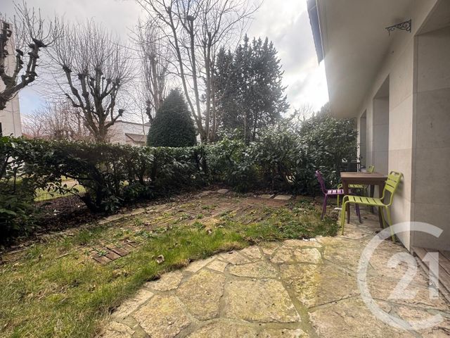 Afficher la photo en grand Appartement F2 à vendre - 3 pièces - 64.67 m2 - ST MAUR DES FOSSES - 94 - ILE-DE-FRANCE - Century 21 Les Clés Du Parc