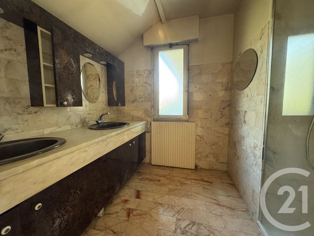 Afficher la photo en grand maison à vendre - 9 pièces - 171.58 m2 - ST MAUR DES FOSSES - 94 - ILE-DE-FRANCE - Century 21 Les Clés Du Parc