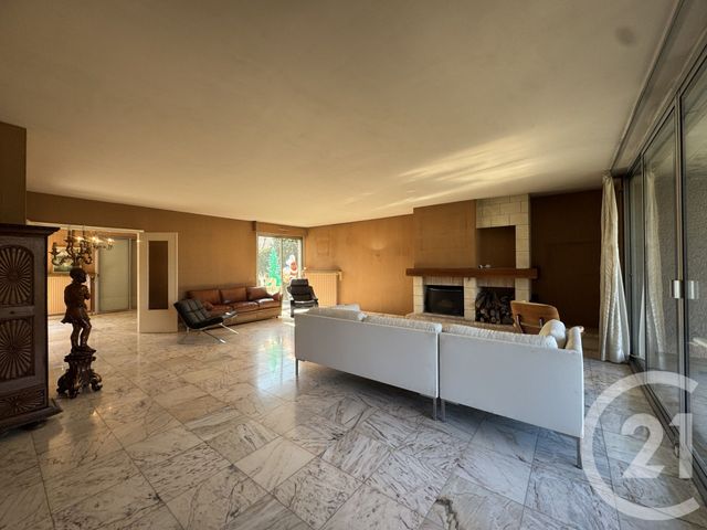 Afficher la photo en grand maison à vendre - 9 pièces - 171.58 m2 - ST MAUR DES FOSSES - 94 - ILE-DE-FRANCE - Century 21 Les Clés Du Parc