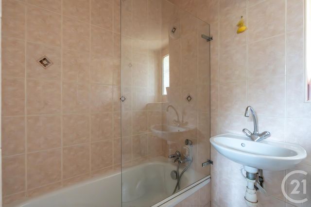 maison à vendre - 5 pièces - 98.17 m2 - ST MAUR DES FOSSES - 94 - ILE-DE-FRANCE - Century 21 Les Clés Du Parc