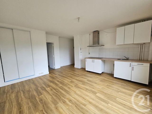 Appartement F1 à vendre - 1 pièce - 29.61 m2 - LA VARENNE ST HILAIRE - 94 - ILE-DE-FRANCE - Century 21 Les Clés Du Parc