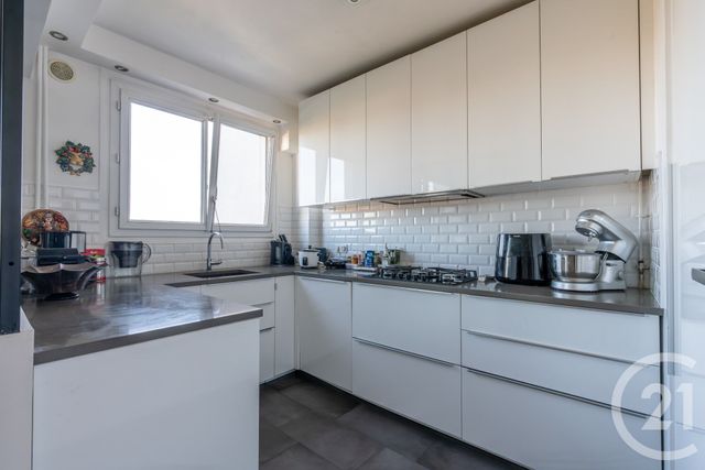 Appartement F4 à vendre - 4 pièces - 80.27 m2 - ST MAUR DES FOSSES - 94 - ILE-DE-FRANCE - Century 21 Les Clés Du Parc