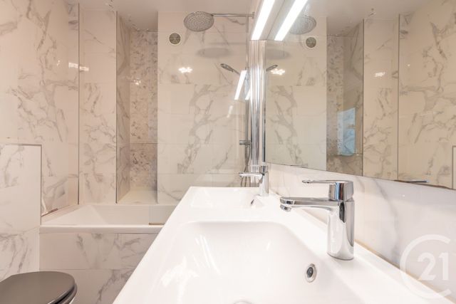 Appartement F4 à vendre - 4 pièces - 80.27 m2 - ST MAUR DES FOSSES - 94 - ILE-DE-FRANCE - Century 21 Les Clés Du Parc