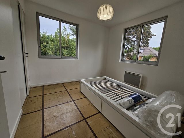 maison à louer - 4 pièces - 83.6 m2 - ST MAUR DES FOSSES - 94 - ILE-DE-FRANCE - Century 21 Les Clés Du Parc