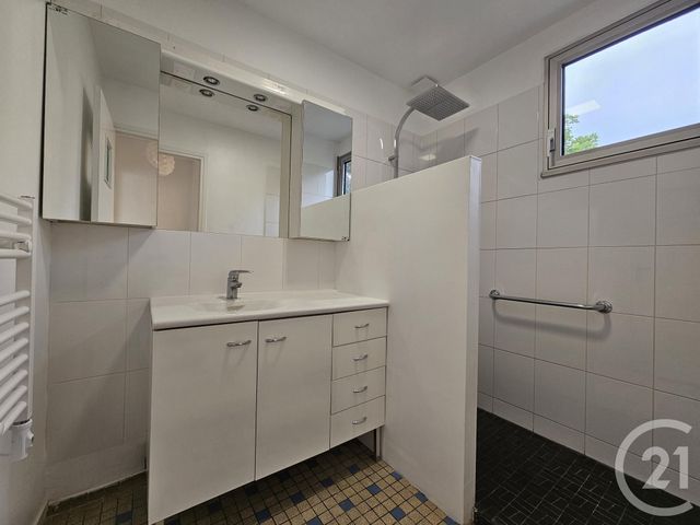 maison à louer - 4 pièces - 83.6 m2 - LA VARENNE ST HILAIRE - 94 - ILE-DE-FRANCE - Century 21 Les Clés Du Parc