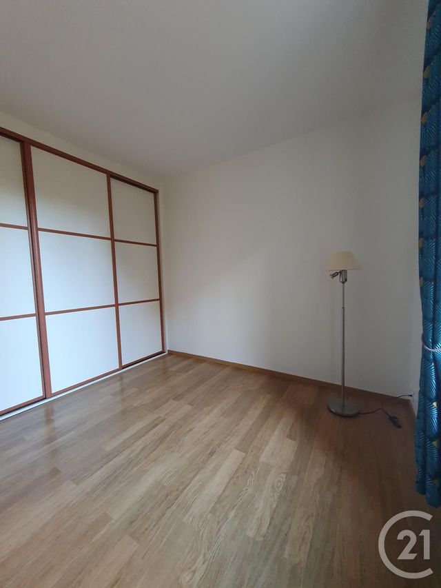 Afficher la photo en grand Appartement F2 à vendre - 2 pièces - 57.04 m2 - ST MAUR DES FOSSES - 94 - ILE-DE-FRANCE - Century 21 Les Clés Du Parc