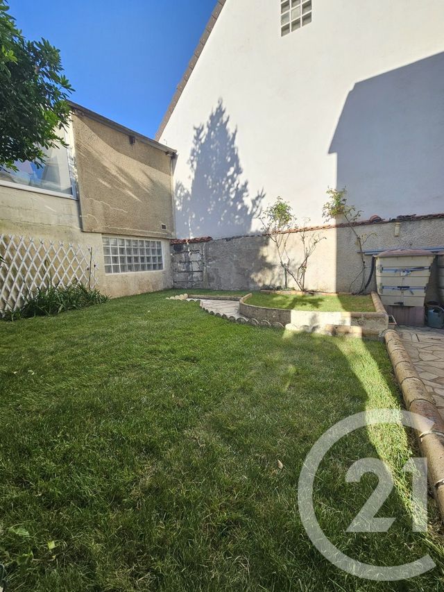 Appartement à vendre - 3 pièces - 52.55 m2 - ST MAUR DES FOSSES - 94 - ILE-DE-FRANCE - Century 21 Les Clés Du Parc