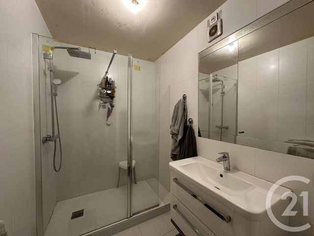 Appartement F3 à vendre - 3 pièces - 75.28 m2 - LA VARENNE ST HILAIRE - 94 - ILE-DE-FRANCE - Century 21 Les Clés Du Parc