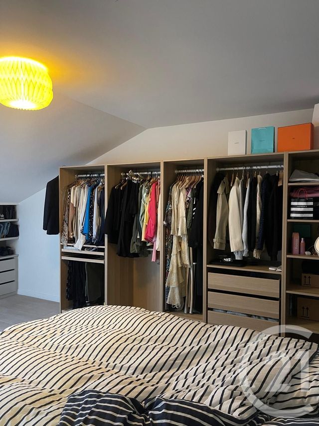 Appartement F2 à louer - 2 pièces - 59.14 m2 - LA VARENNE ST HILAIRE - 94 - ILE-DE-FRANCE - Century 21 Les Clés Du Parc