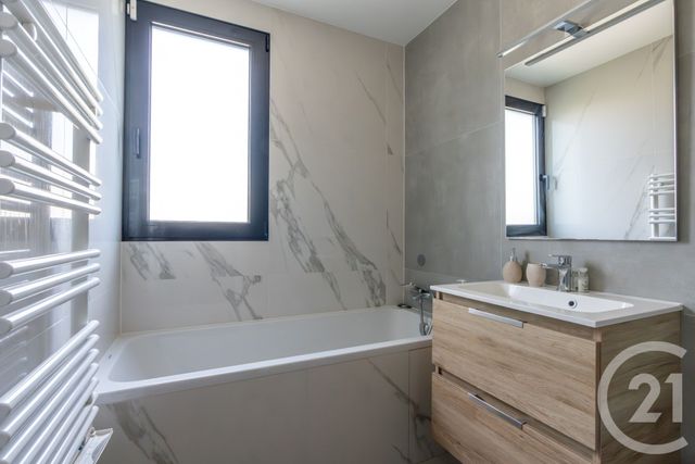 maison à vendre - 4 pièces - 98.19 m2 - ST MAUR DES FOSSES - 94 - ILE-DE-FRANCE - Century 21 Les Clés Du Parc