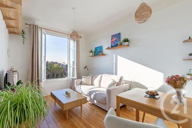 Appartement F2 à vendre LA VARENNE ST HILAIRE