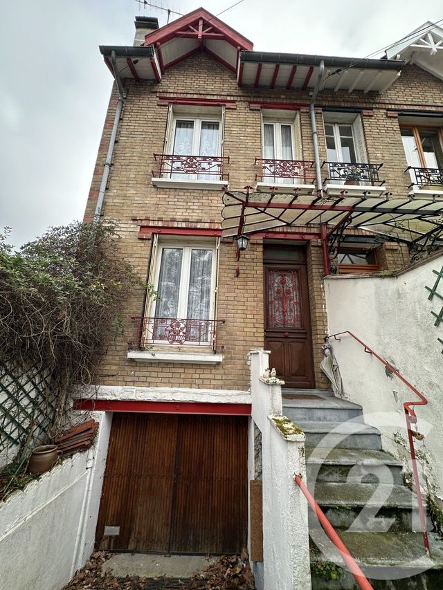 Maison à vendre ST MAUR DES FOSSES