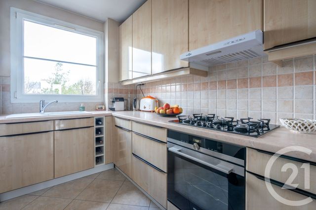 Appartement F5 à vendre - 4 pièces - 108.51 m2 - ST MAUR DES FOSSES - 94 - ILE-DE-FRANCE - Century 21 Les Clés Du Parc