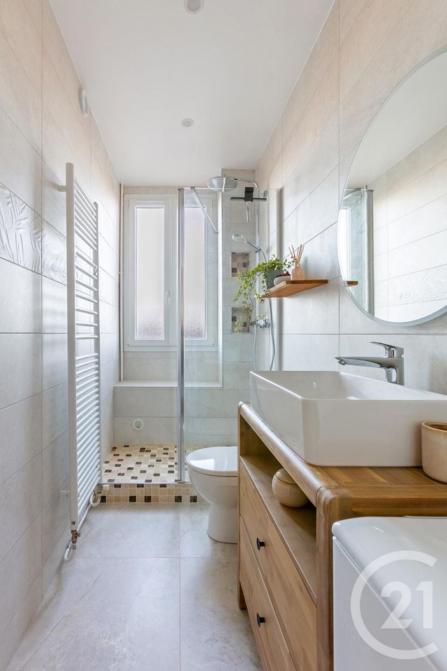 Appartement F2 à vendre - 2 pièces - 38.75 m2 - LA VARENNE ST HILAIRE - 94 - ILE-DE-FRANCE - Century 21 Les Clés Du Parc