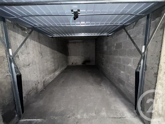 parking à louer - 12.34 m2 - ST MAUR DES FOSSES - 94 - ILE-DE-FRANCE - Century 21 Les Clés Du Parc