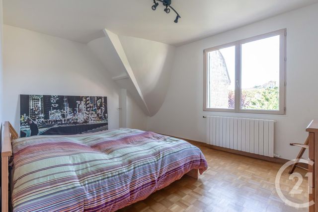 maison à vendre - 9 pièces - 174.0 m2 - ST MAUR DES FOSSES - 94 - ILE-DE-FRANCE - Century 21 Les Clés Du Parc