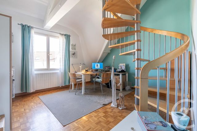 maison à vendre - 9 pièces - 174.0 m2 - ST MAUR DES FOSSES - 94 - ILE-DE-FRANCE - Century 21 Les Clés Du Parc