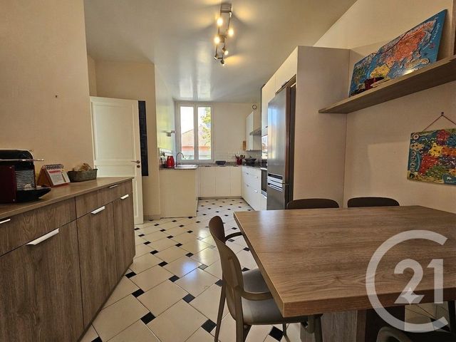 maison à vendre - 6 pièces - 147.97 m2 - ST MAUR DES FOSSES - 94 - ILE-DE-FRANCE - Century 21 Les Clés Du Parc