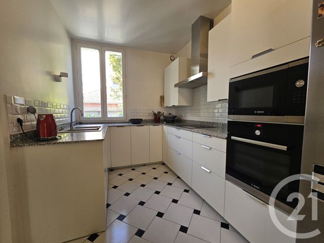 maison à vendre - 6 pièces - 147.97 m2 - ST MAUR DES FOSSES - 94 - ILE-DE-FRANCE - Century 21 Les Clés Du Parc