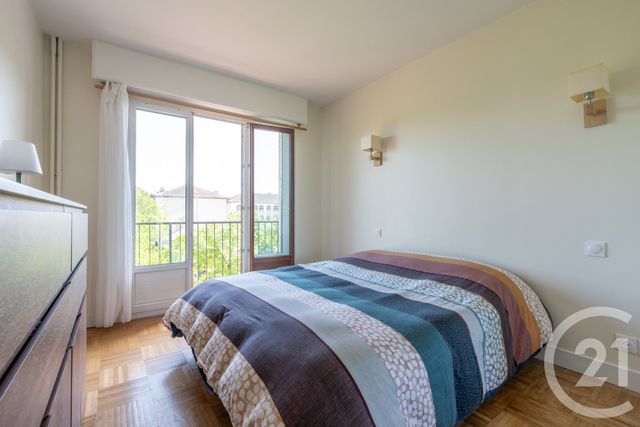 Appartement F3 à vendre - 3 pièces - 72.68 m2 - ST MAUR DES FOSSES - 94 - ILE-DE-FRANCE - Century 21 Les Clés Du Parc