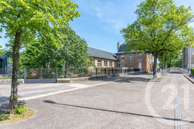 Appartement F3 à vendre - 3 pièces - 72.68 m2 - ST MAUR DES FOSSES - 94 - ILE-DE-FRANCE - Century 21 Les Clés Du Parc