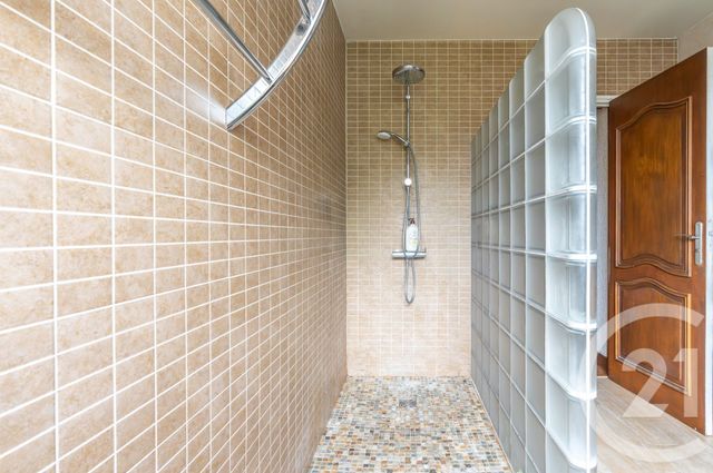 maison à vendre - 8 pièces - 167.64 m2 - ST MAUR DES FOSSES - 94 - ILE-DE-FRANCE - Century 21 Les Clés Du Parc