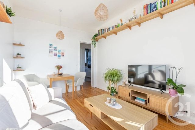 Appartement F2 à vendre ST MAUR DES FOSSES