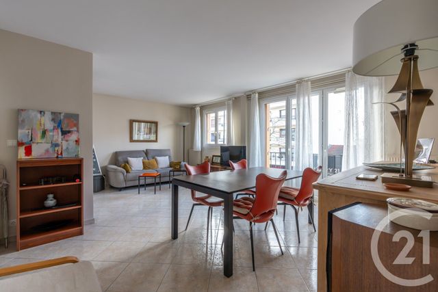 Appartement F5 à vendre ST MAUR DES FOSSES