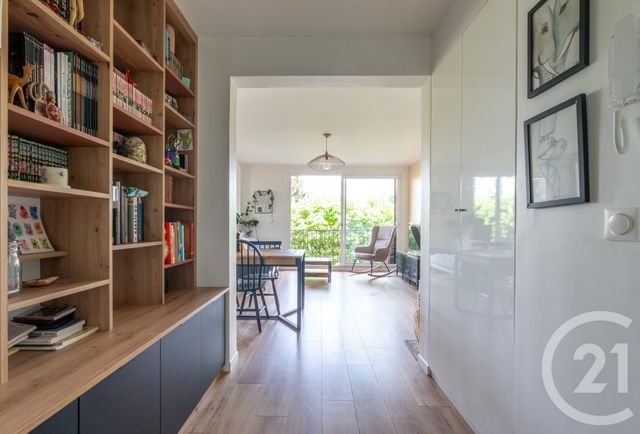 Appartement F3 à vendre - 3 pièces - 71.58 m2 - LA VARENNE ST HILAIRE - 94 - ILE-DE-FRANCE - Century 21 Les Clés Du Parc