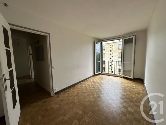 Appartement F3 à vendre - 3 pièces - 65.0 m2 - ST MAUR DES FOSSES - 94 - ILE-DE-FRANCE - Century 21 Les Clés Du Parc