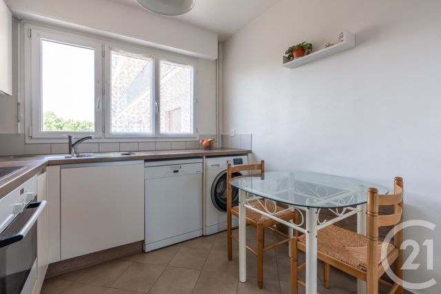 Appartement F3 à vendre - 3 pièces - 72.68 m2 - ST MAUR DES FOSSES - 94 - ILE-DE-FRANCE - Century 21 Les Clés Du Parc