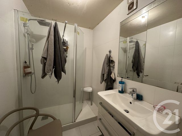 Appartement F3 à vendre - 3 pièces - 75.28 m2 - ST MAUR DES FOSSES - 94 - ILE-DE-FRANCE - Century 21 Les Clés Du Parc