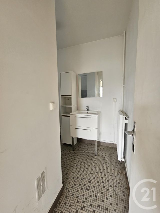 Appartement F1 à vendre - 1 pièce - 29.61 m2 - ST MAUR DES FOSSES - 94 - ILE-DE-FRANCE - Century 21 Les Clés Du Parc