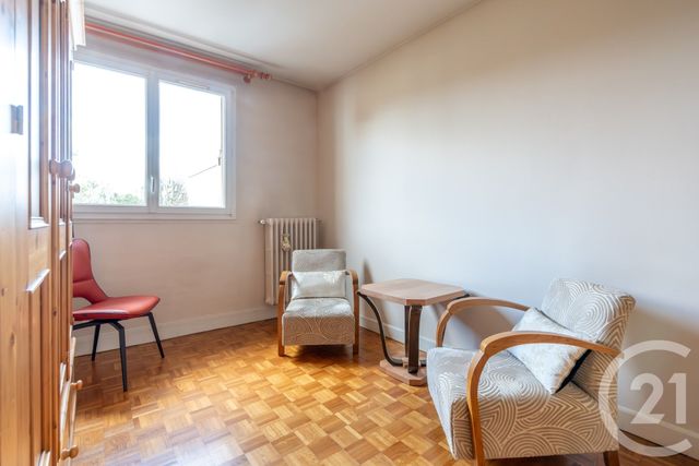 Appartement F5 à vendre - 4 pièces - 108.51 m2 - ST MAUR DES FOSSES - 94 - ILE-DE-FRANCE - Century 21 Les Clés Du Parc